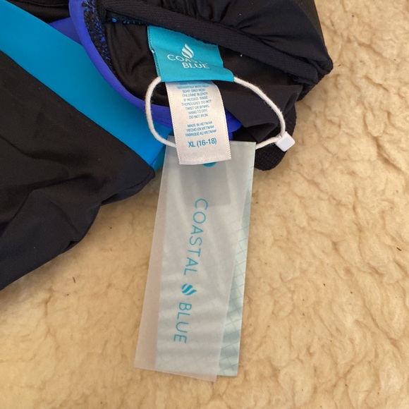 NWT Coastal Blue Women’s Swimsuit Halter Neck Cutout-Front, size 14-16 - Picture 3 of 7